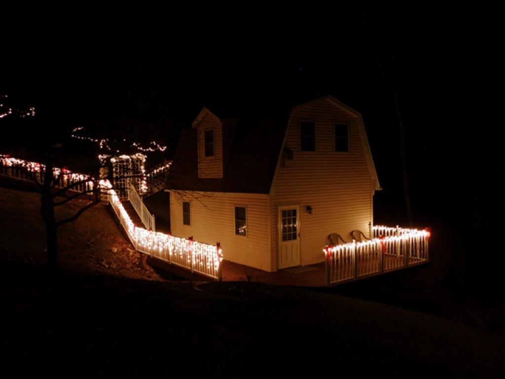 Villa Trickling Waters Retreat Marquette Exterior foto