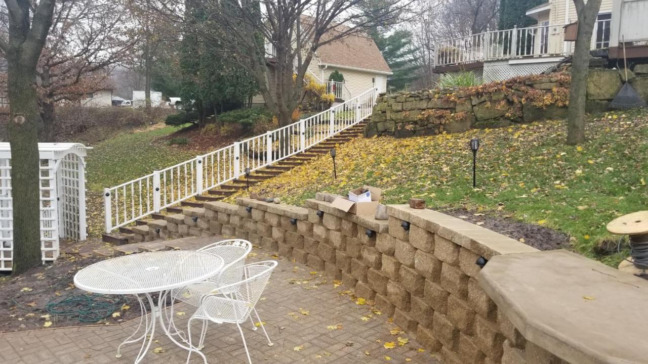 Villa Trickling Waters Retreat Marquette Exterior foto